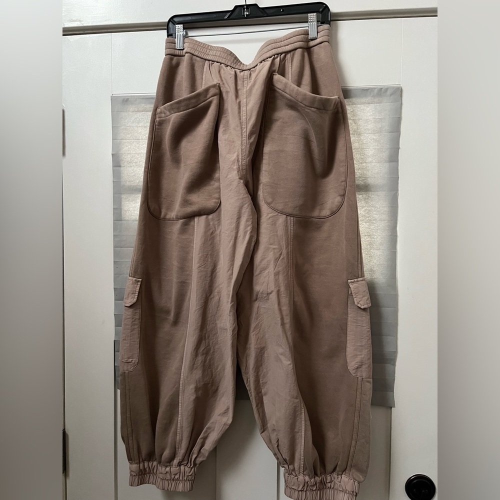 Free People Movement Buckle Down Joggers NWOT, dark Tan size XL - Picture 2 of 10